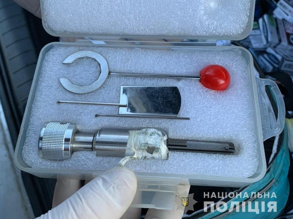 На Сумщині поліцейські оперативно затримали групу злодіїв