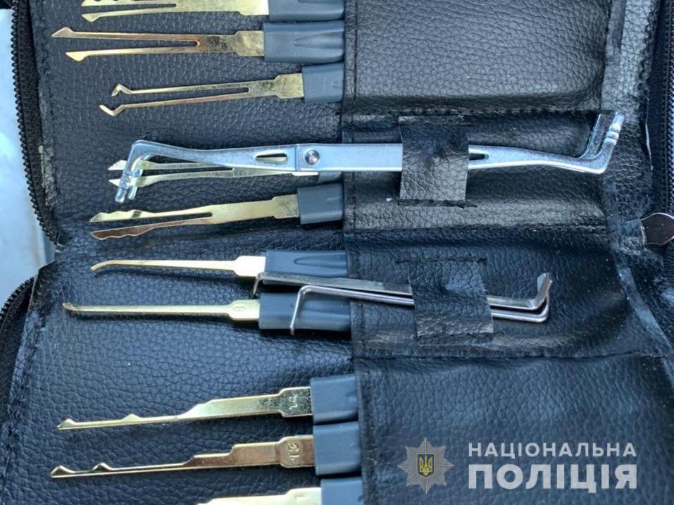 На Сумщині поліцейські оперативно затримали групу злодіїв