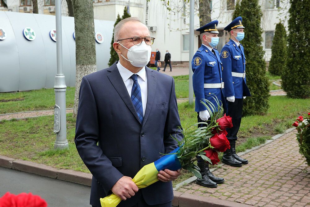 35-ті роковини Чорнобильської трагедії: в МВС вшанували пам’ять ліквідаторів
