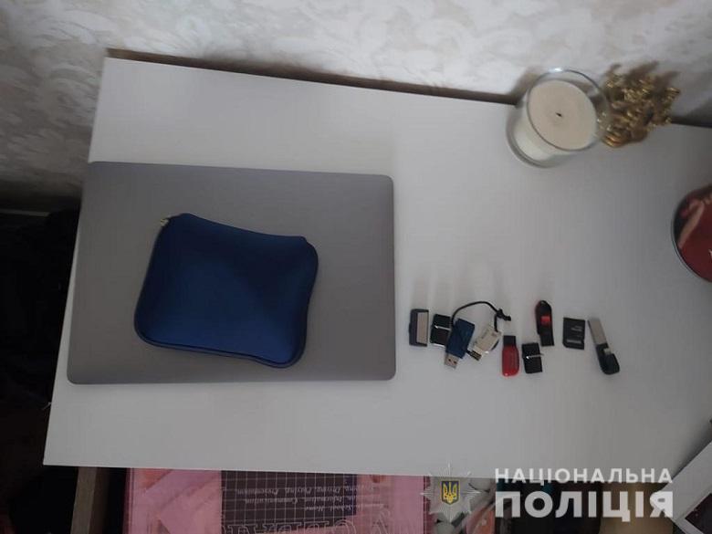 У Києві затримали чоловіка, який фіктивно одружував іноземців з українками