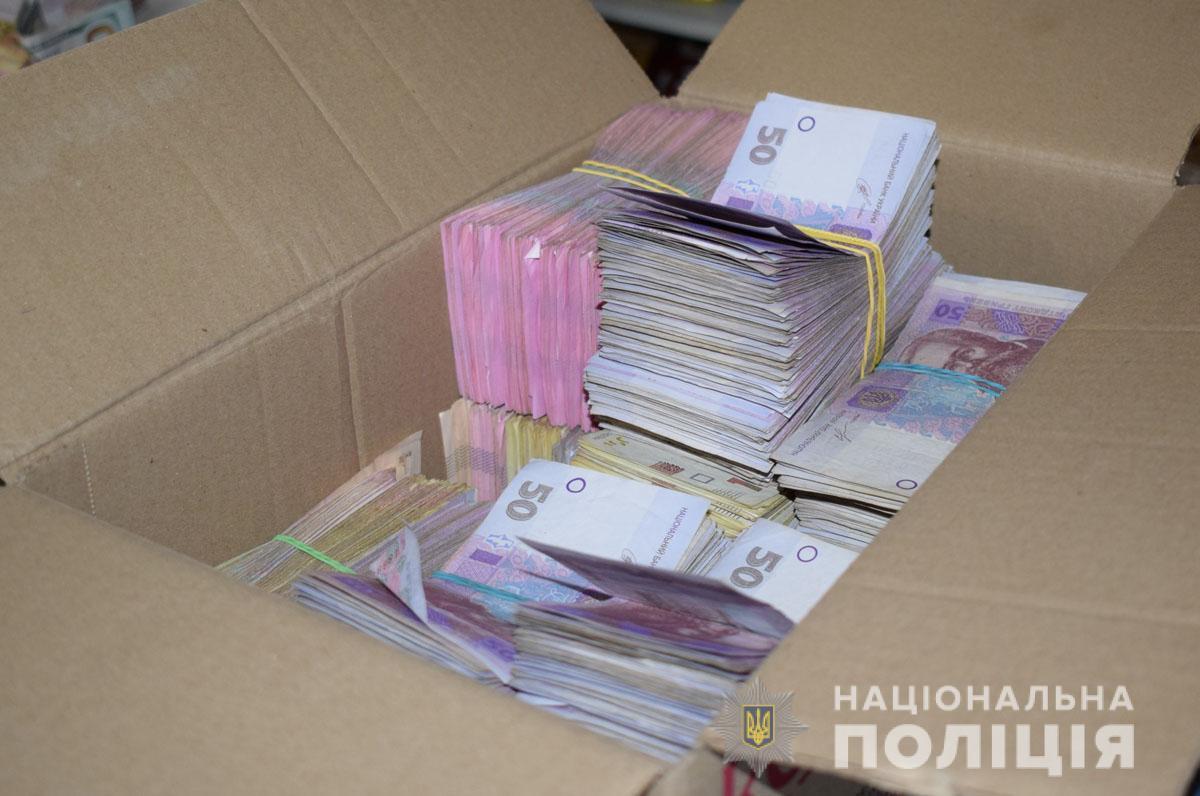 У Покровську поліція викрила схему збуту нарковмісних препаратів через мережу аптек