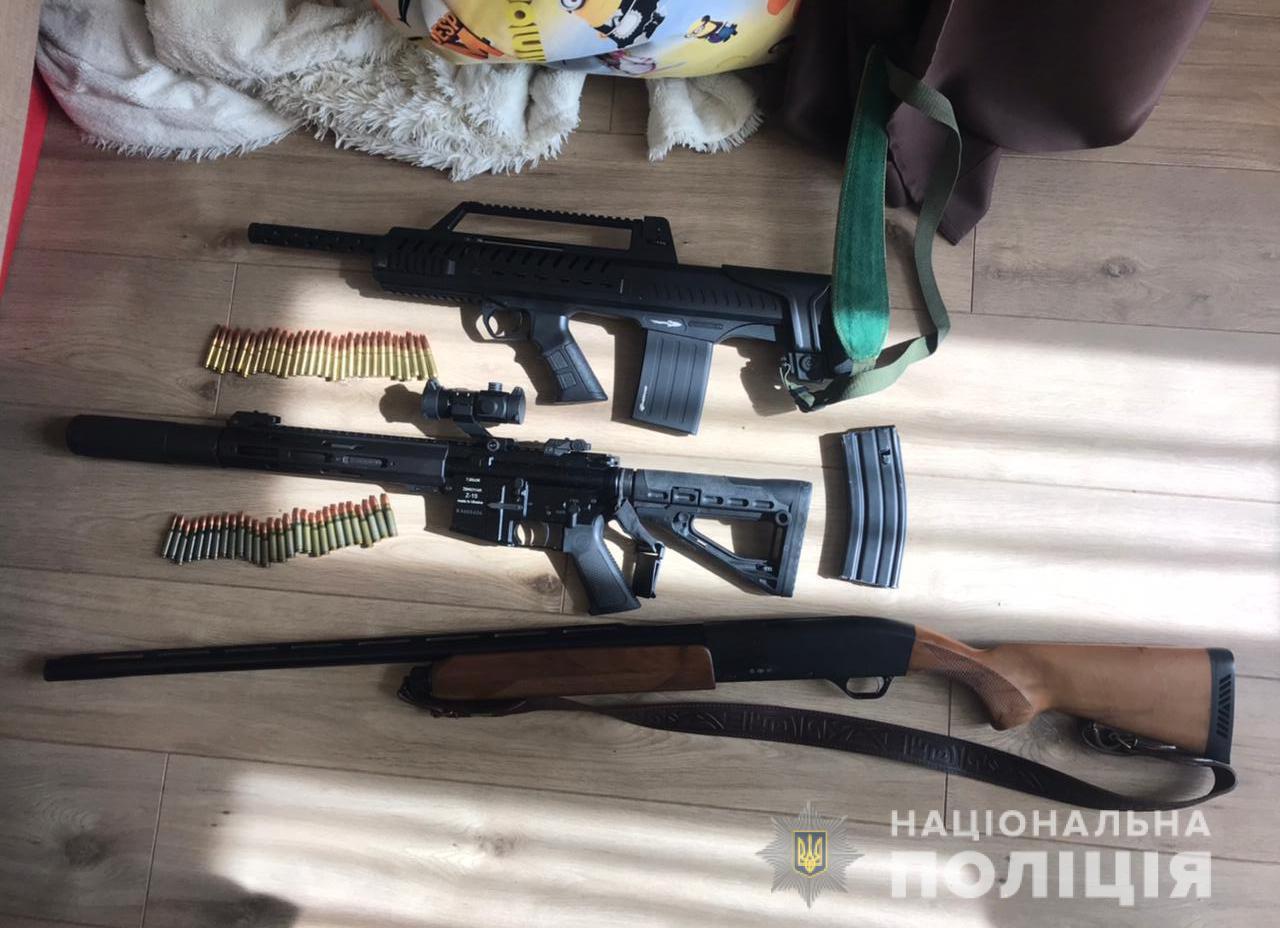 Нацполіція затримала у Києві групу шахраїв, яка «торгувала» посадами високопосадовців