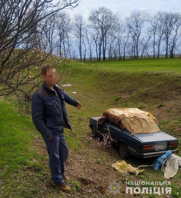 Поліцейські затримали 31-річного жителя Білгород-Дністровського району за підозрою у незаконному заволодінні двома транспортними засобами