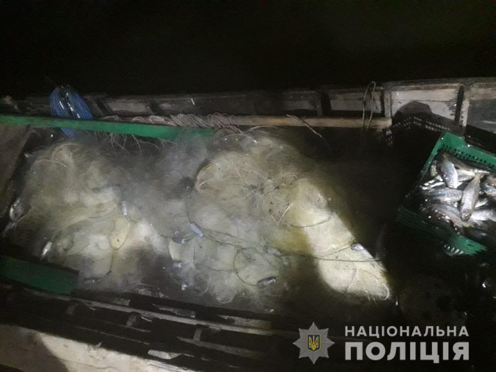 Під час рейду на Дунаї водна поліція затримала двох браконьєрів