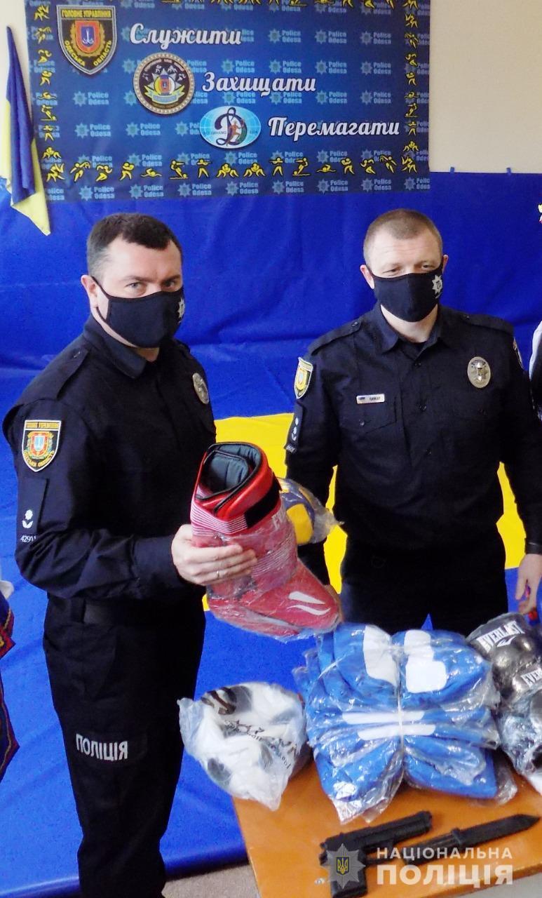 У Кодимі відкрили сучасну спортивну залу для правоохоронців