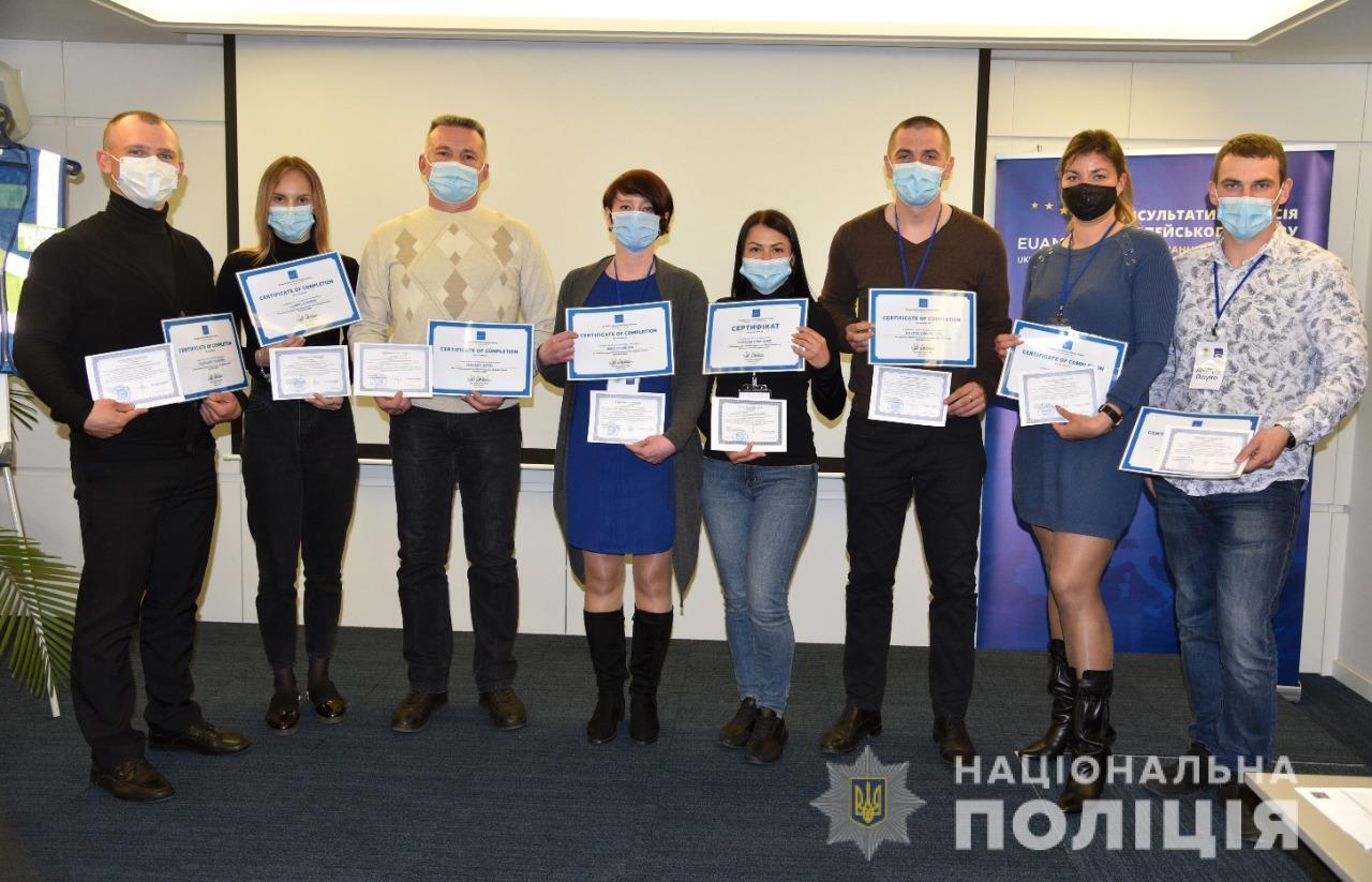 Одеські «поліцейські діалогу» вивчили досвід колег з країн ЄС у сфері забезпечення публічної безпеки під час масових заходів