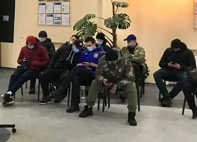 Офіс протидії рейдерству захопили тітушки кримінального авторитета Володимира Мікуленка