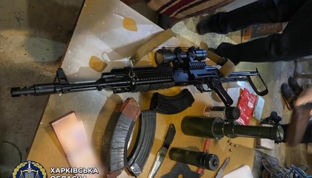 Підприємець із Харківщини облаштував удома арсенал боєприпасів