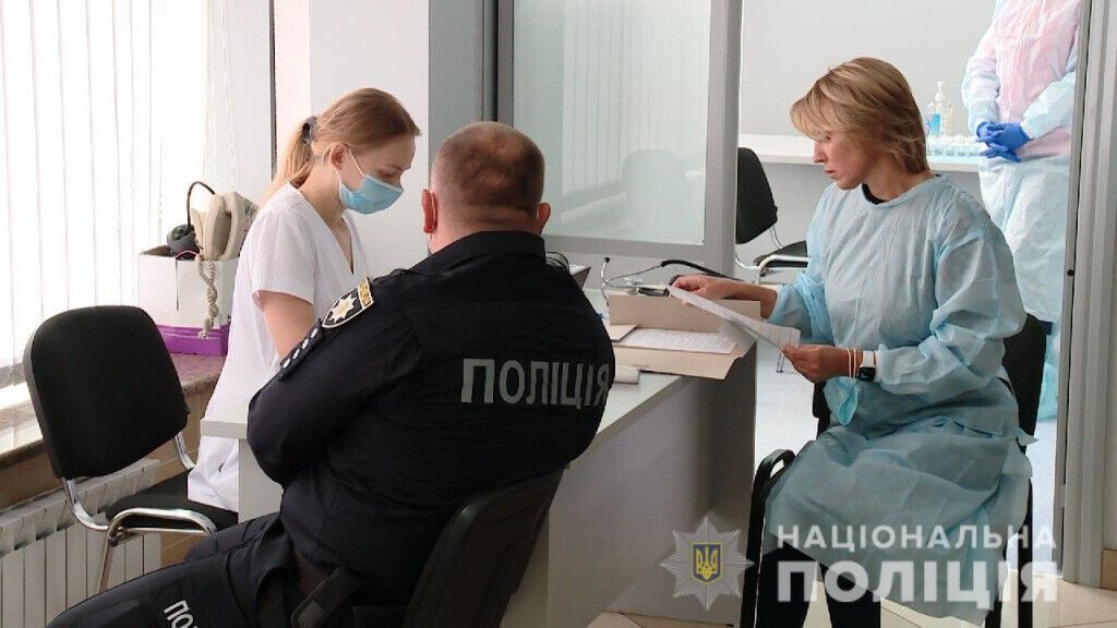 Нацполіція розпочала процес вакцинації (ВІДЕО)
