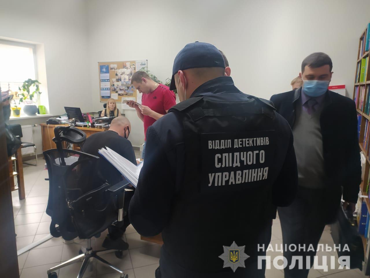 На Вінниччині поліцейські викрили організовану злочинну групу, яка налагодила схему розкрадання лісопродукції