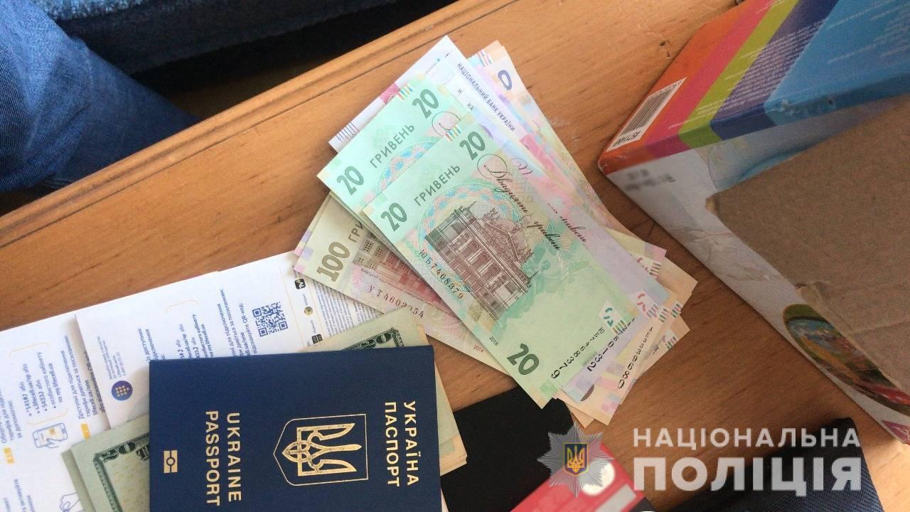 В Одесі поліцейські викрили 32-річного фітнес-тренера у незаконному продажі сильнодіючих лікарських засобів