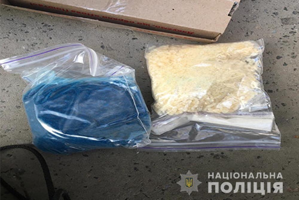 Поліцейські вилучили в киянки наркотиків та психотропів на понад 800 тисяч гривень