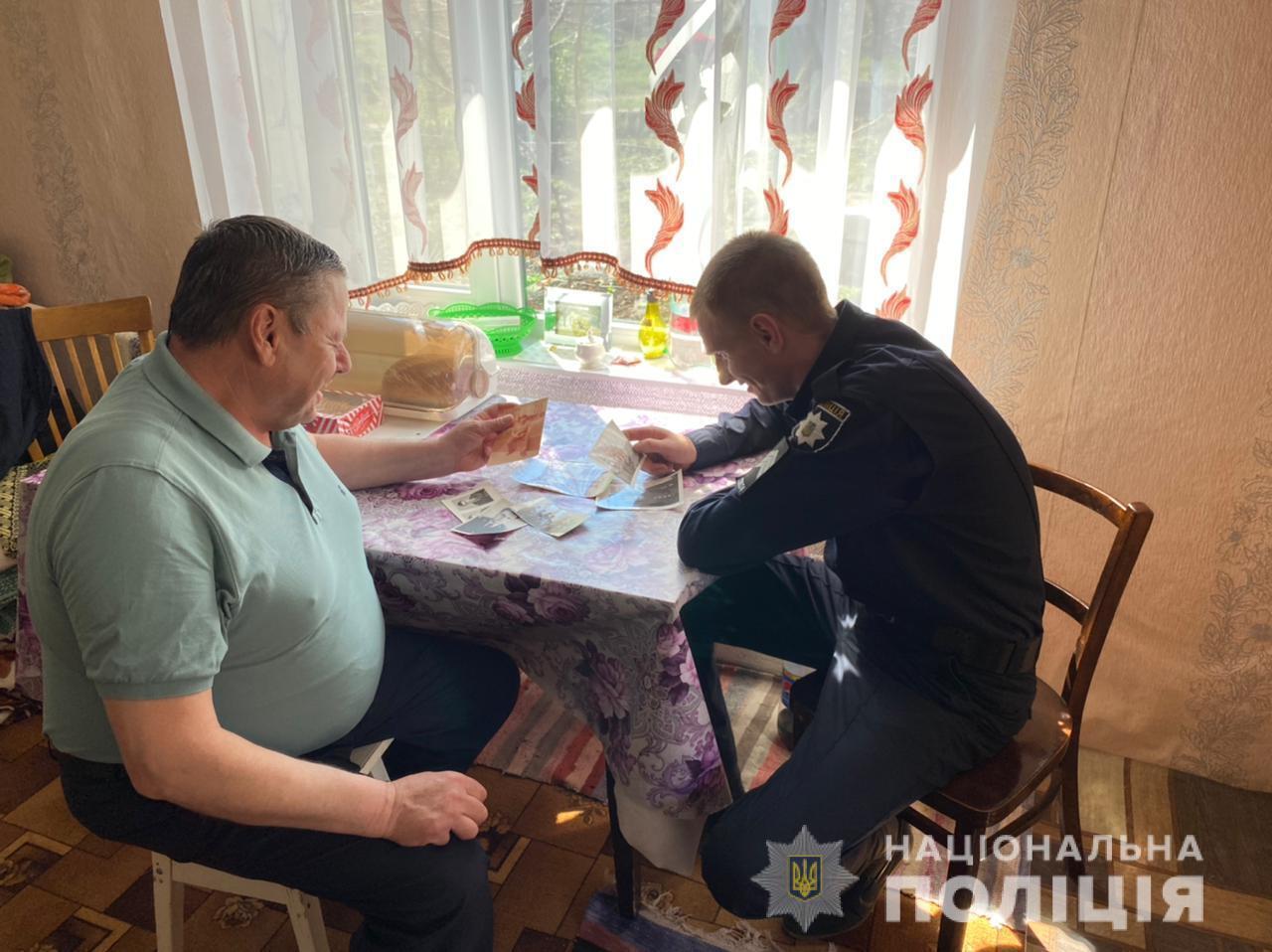 Поліцейські Одещини вшановують колег-ліквідаторів наслідків аварії на Чорнобильській атомній електростанції