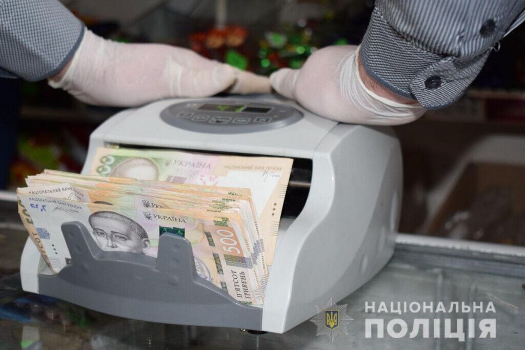 У Покровську поліція викрила схему збуту нарковмісних препаратів через мережу аптек (ВІДЕО)