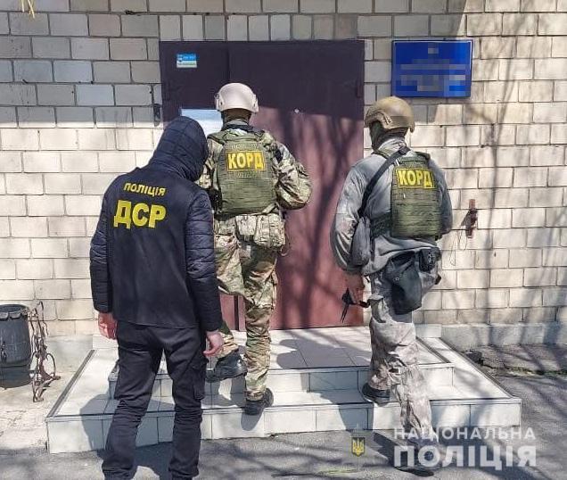 Прокурора місцевої прокуратури та депутата міськради на Запоріжжі  викрили у хабарництві