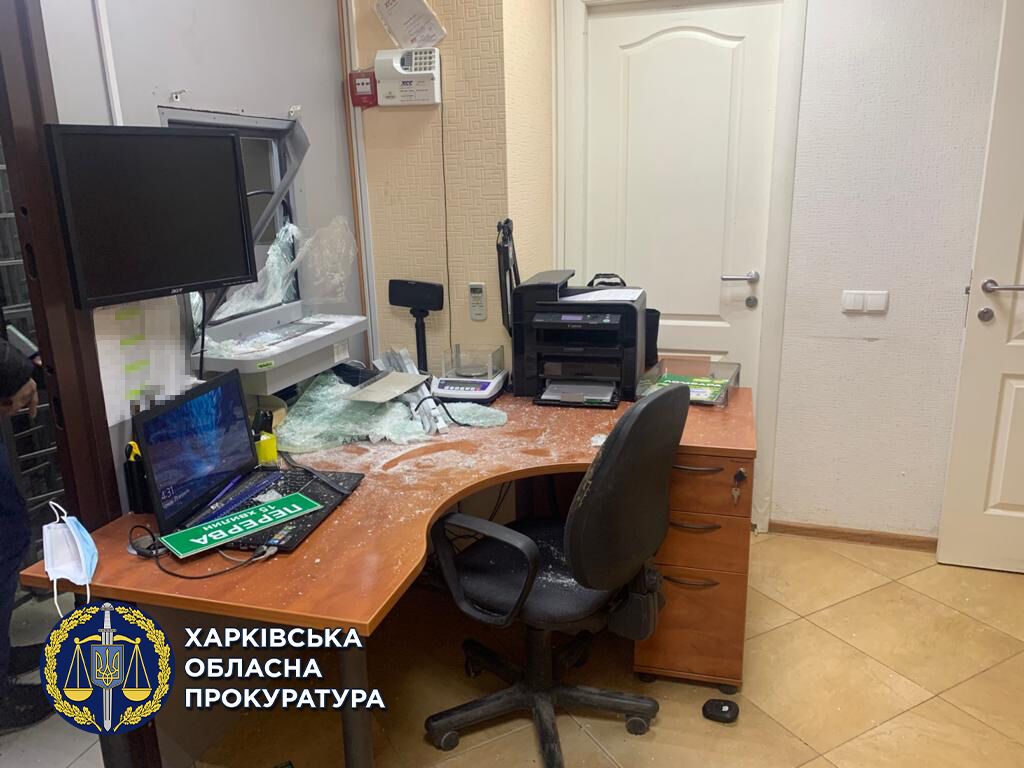 Крадіжка з ломбарду у Харкові —  трьом чоловікам повідомлено про підозру (ФОТО)