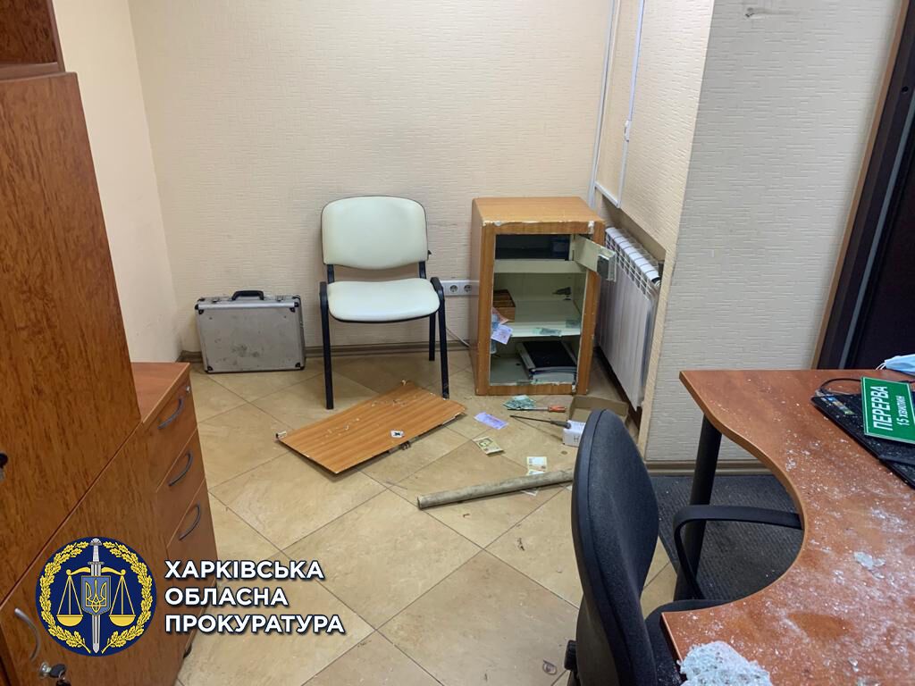 Крадіжка з ломбарду у Харкові —  трьом чоловікам повідомлено про підозру (ФОТО)