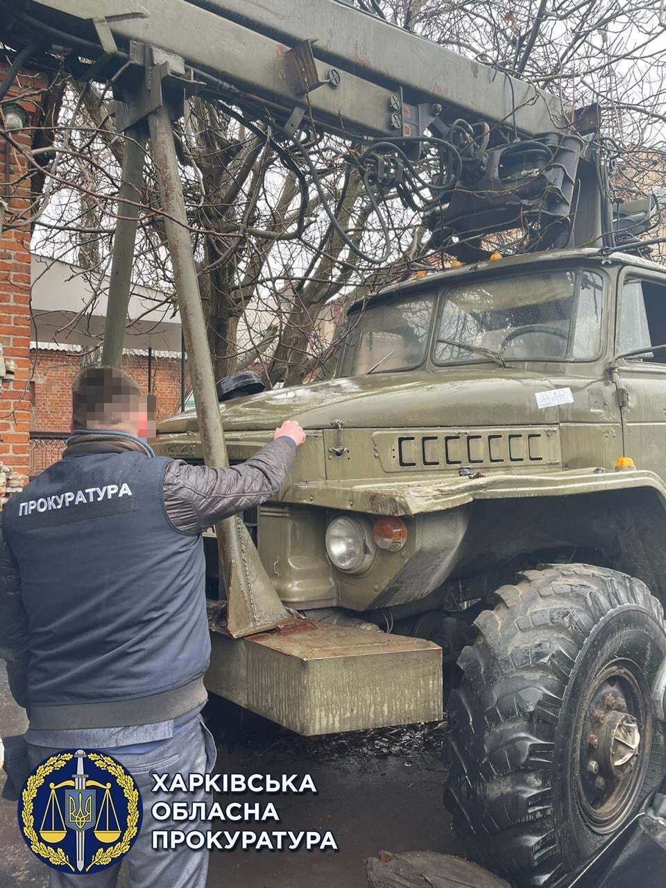 Розтрата у майже півмільйона гривень на закупівлі автомобіля – колишньому заступнику директора ДП та приватному підприємцю повідомлено про підозру (ФОТО)