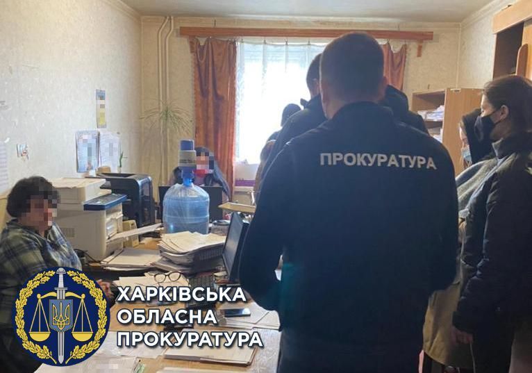 Хабар 20 тис. грн за зняття арешту з майна — викрито державну виконавицю (ФОТО)