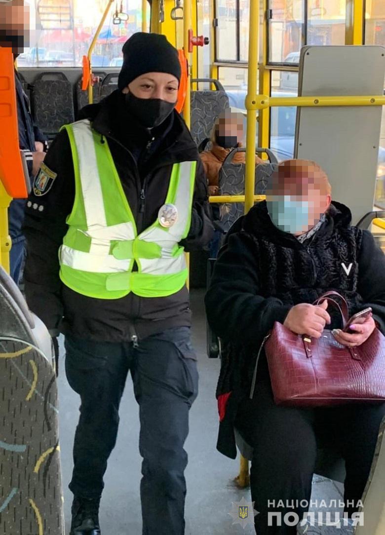 Протягом тижня поліцейські Києва здійснили понад 3000 перевірок суб’єктів господарювання з метою контролю за дотриманням карантину