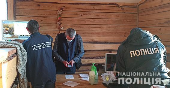 У Первомайську миколаївські кіберполіцейські викрили місцевого мешканця у махінаціях із телекомунікаційними послугами населенню