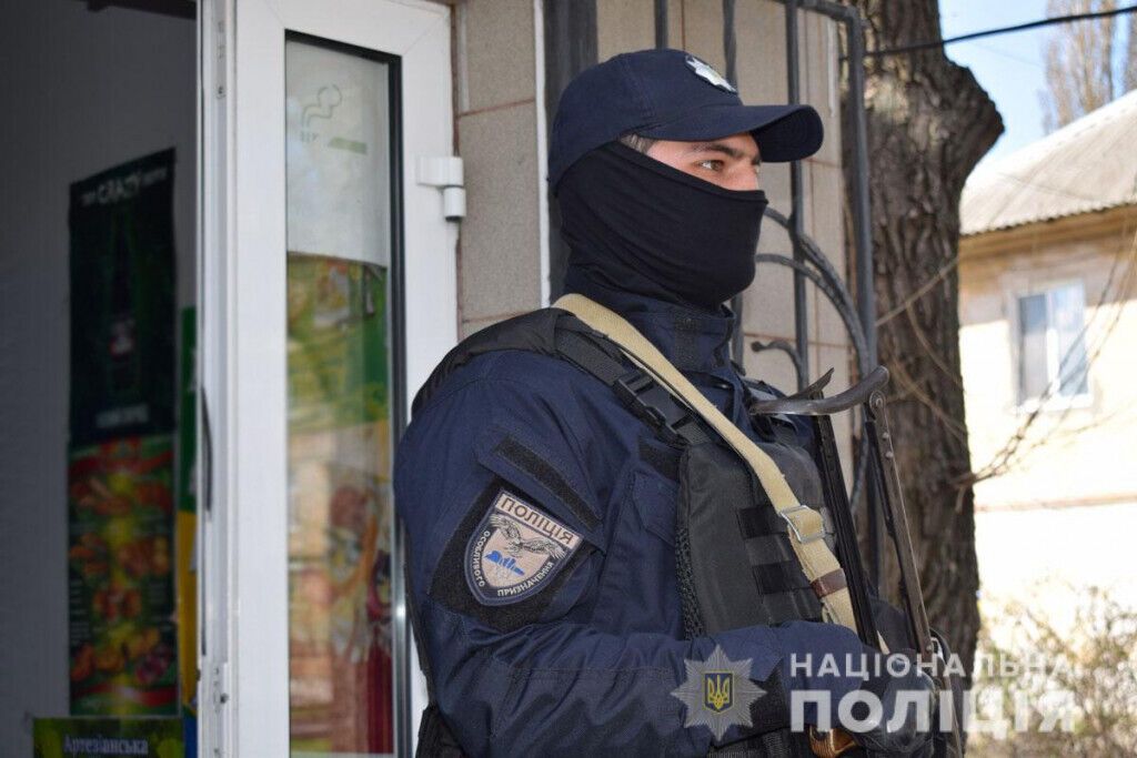У Покровську поліція викрила схему збуту нарковмісних препаратів через мережу аптек (ВІДЕО)