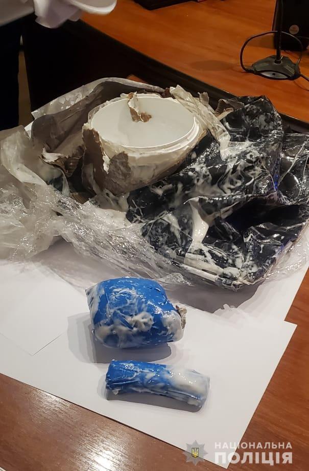 На Миколаївщині оперативники затримали молодика за збут амфетаміна