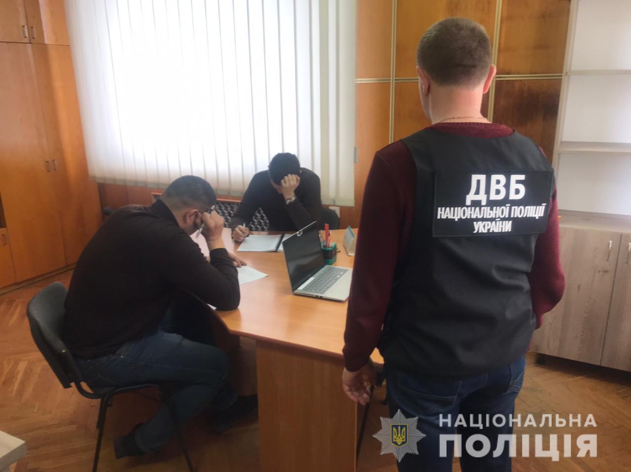 Внутрішня безпека Нацполіції: троє співробітників волинської поліції  підозрюються у перевищенні влади