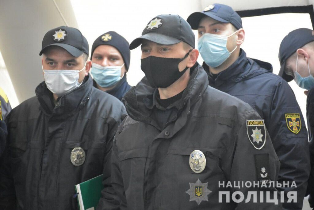 Поліцейські Слов'янська взяли участь у тактико-спеціальних навчаннях з ліквідації лісових пожеж