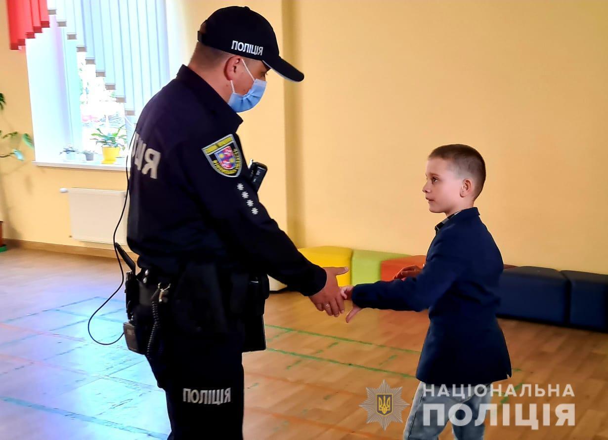 У Вінниці стартував проєкт безпекового простору для школярів «Офіс поліцейського»