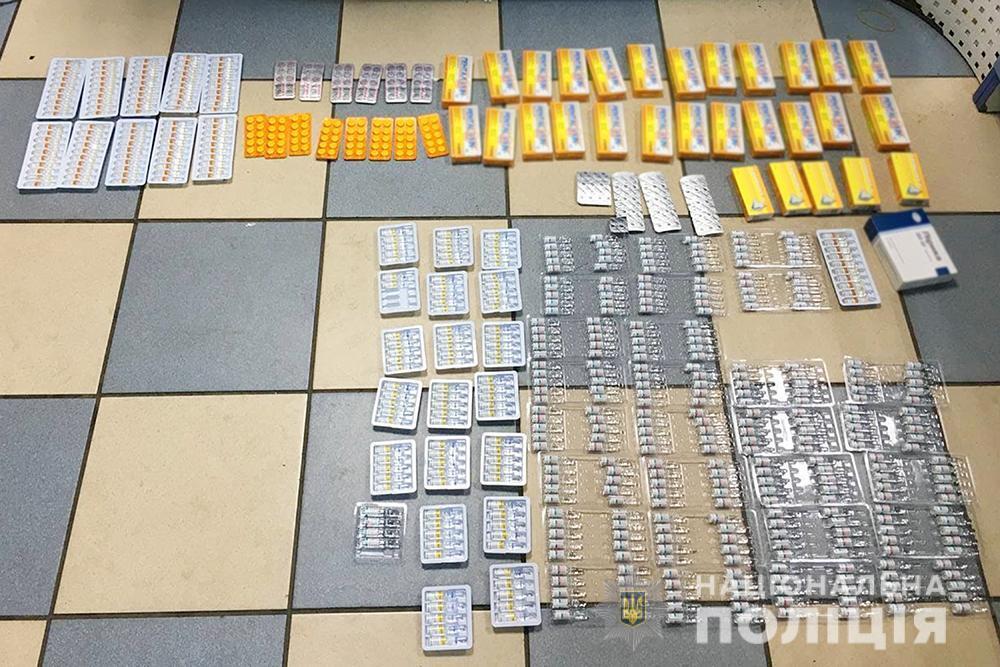 Правоохоронці припинили схему незаконного збуту нарковмісних лікарських засобів у двох мережах аптек Донеччини