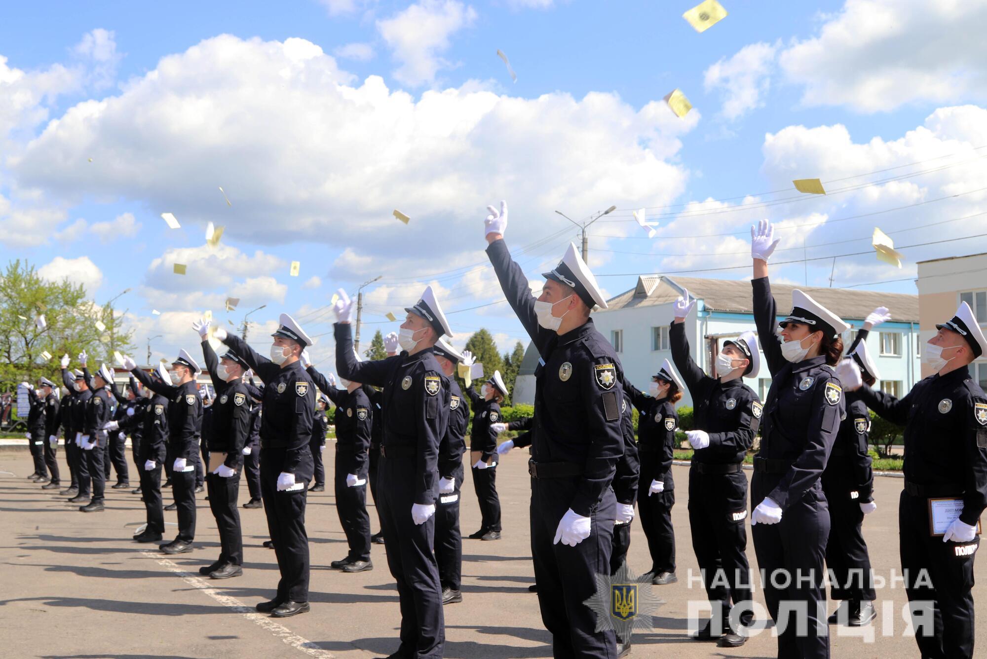 В Рівненській академії патрульної поліції  відбувся 13 випуск слухачів