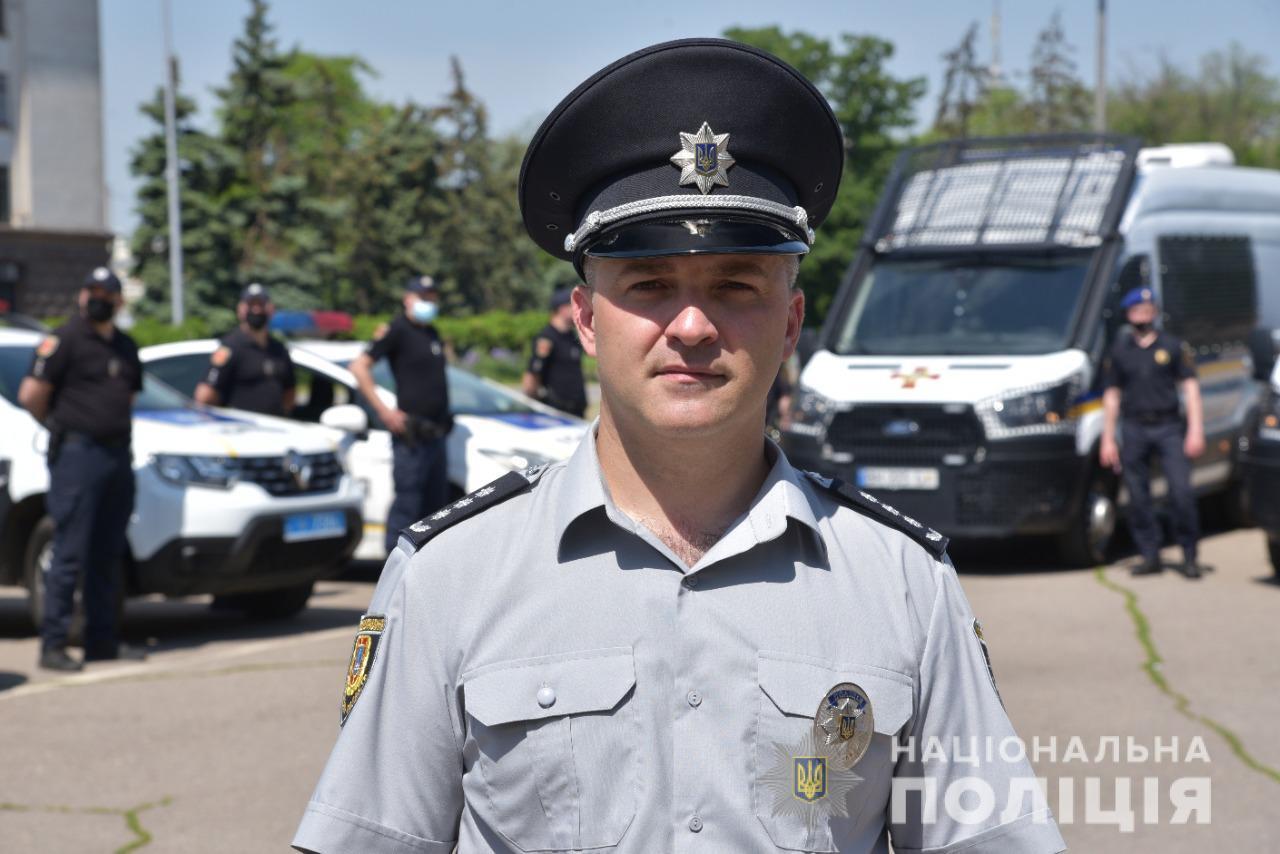 На охорону публічної безпеки в курортній зоні Одеси заступили посилені групи поліцейських та військовослужбовців