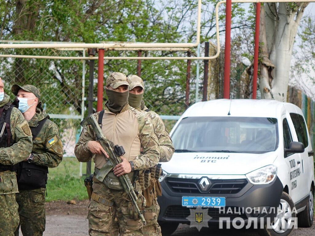 Поліцейські зі складу ООС провели відпрацювання Соледарської територіальної громади