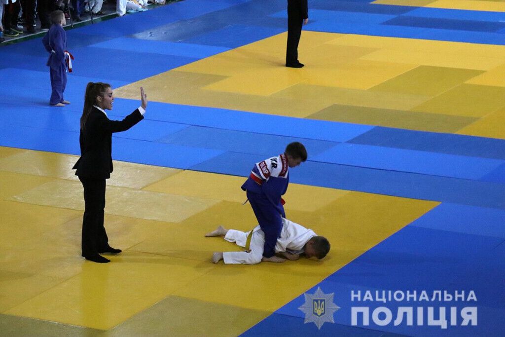 Діти, які тренуються під егідою поліції Донеччини, взяли 15 призових місць на всеукраїнському турнірі з дзюдо