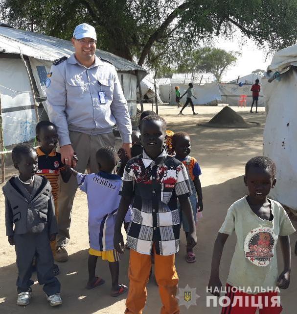 Моя миротворча місія полягала в наданні допомоги місцевим жителям та гідному представленні своєї держави за кордоном