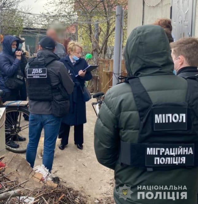 Поліцейські Одещини викрили подружжя ''педагогів'' на сексуальному насиллі відносно малолітніх діток
