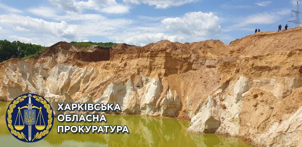 Незаконний видобуток піску — припинено діяльність кар’єра (ВІДЕО, ФОТО)