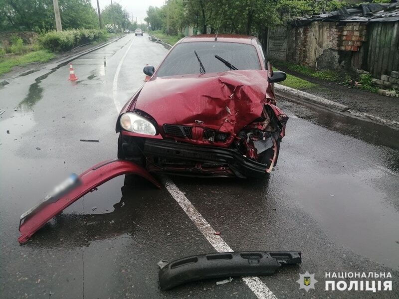 Поліцейські Добропілля розслідують ДТП, в якій постраждав неповнолітній