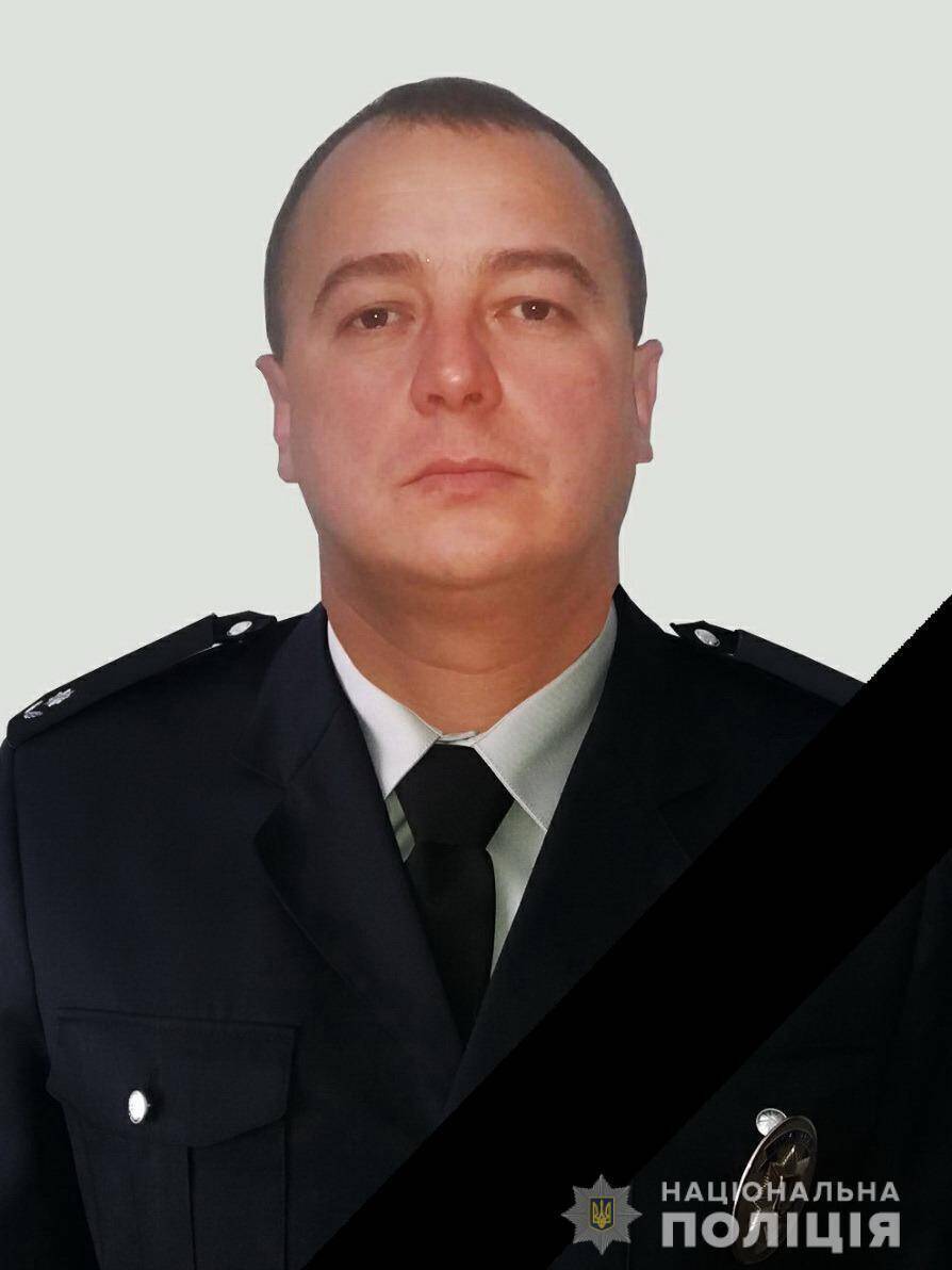Поліцейські Сумщини висловлюють щирі співчуття сім’ї та родичам свого померлого колеги