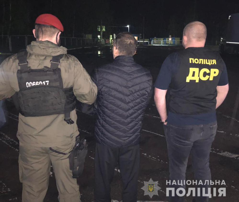 Поліція видворила з України ще одного «кримінального авторитета» з РФ