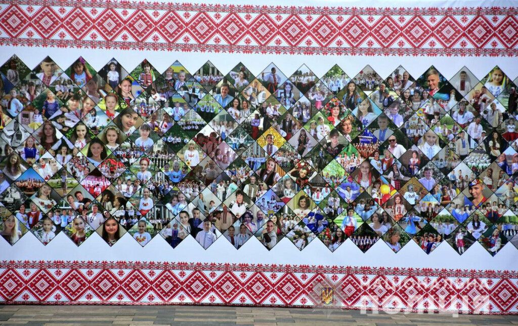 Поліція Донеччини забезпечила охорону громадського правопорядку на Всесвітній день вишиванки