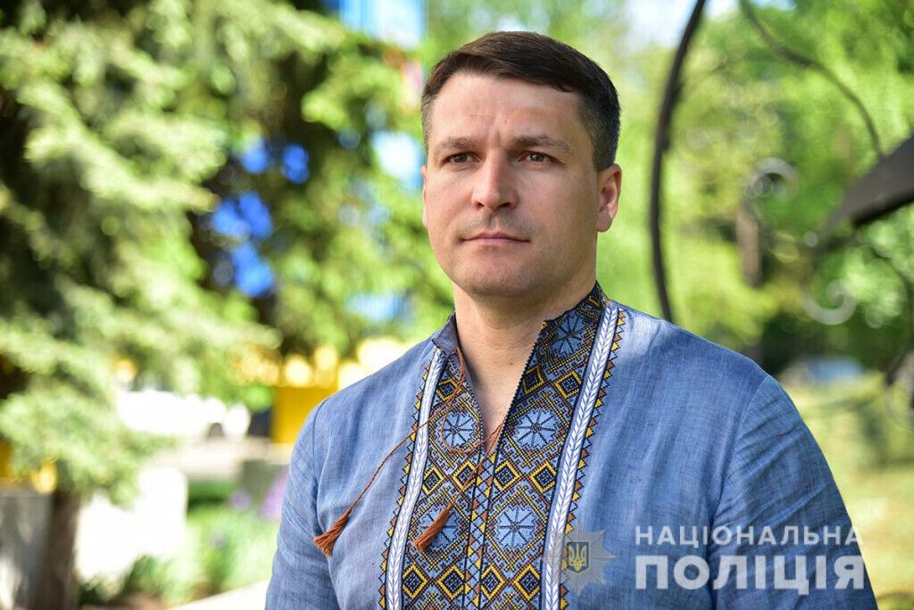 Код нації: поліція Донеччини долучилася до Всесвітнього дня вишиванки