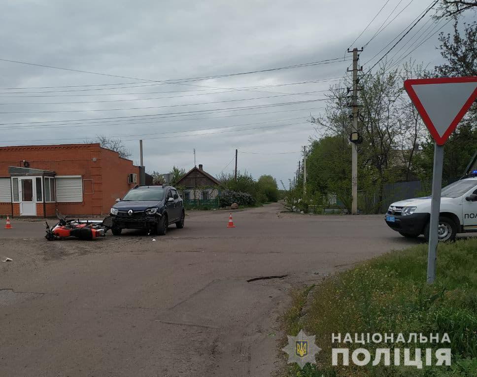 На Донеччині поліція встановлює обставини смертельного ДТП поблизу Краматорська