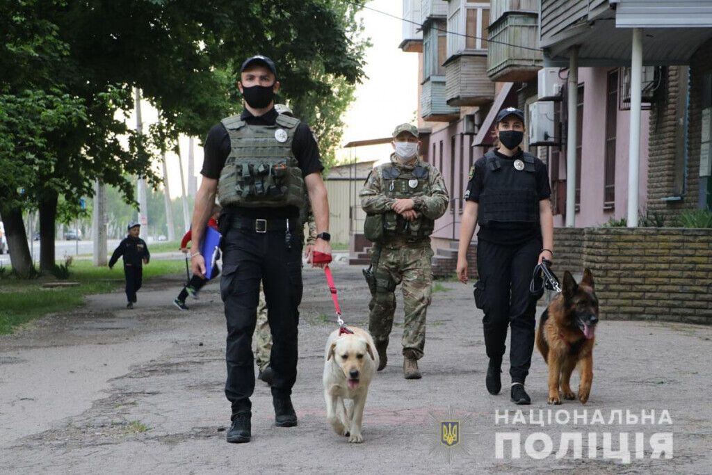 Поліція Донеччини посилює заходи безпеки під час масових заходів у вихідні