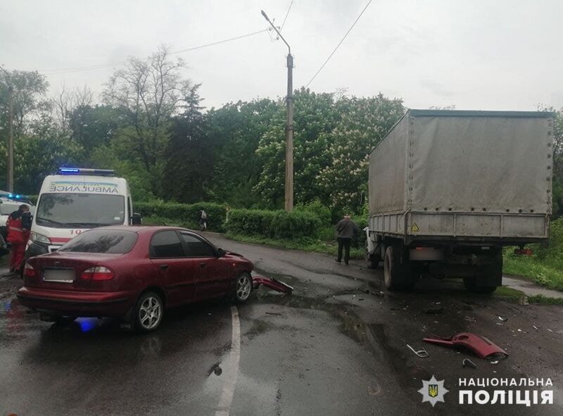 Поліцейські Добропілля розслідують ДТП, в якій постраждав неповнолітній