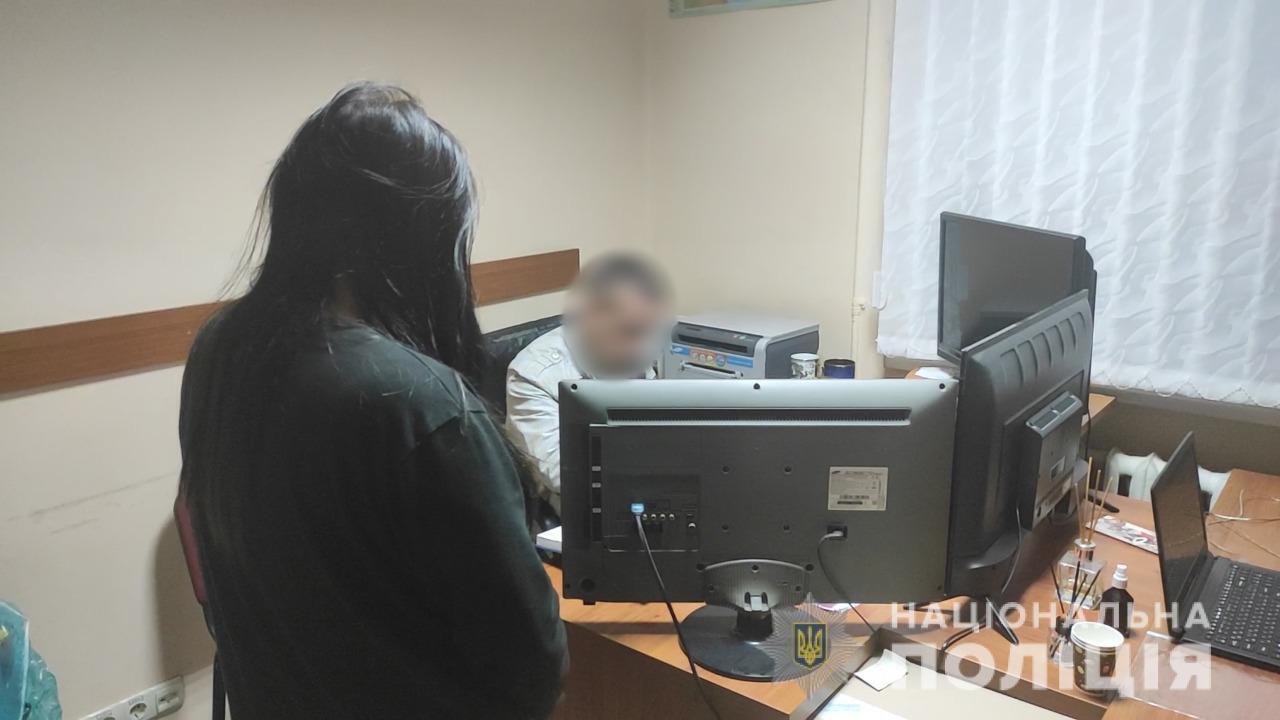 В Одесі поліцейські припинили діяльність десяти місць розпусти