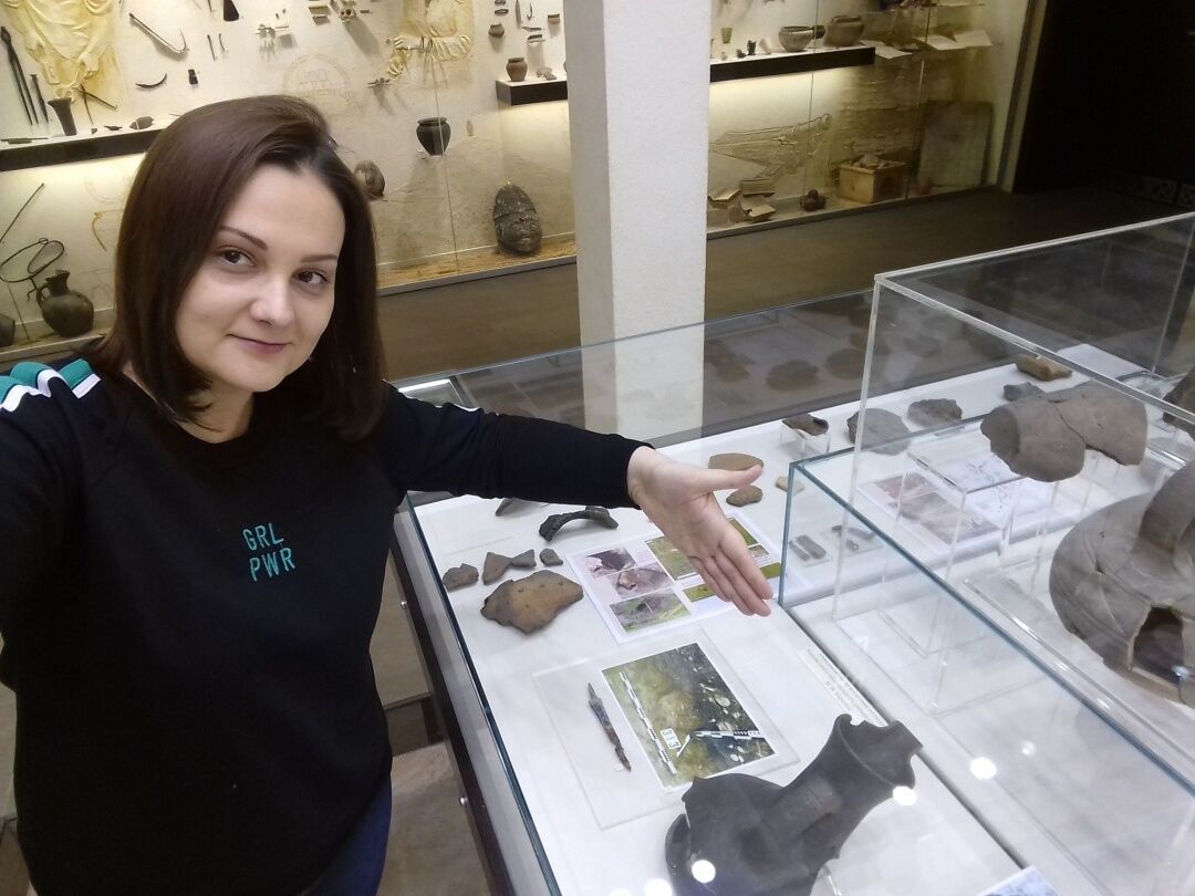 {''fileId'': ''b8280d29''}