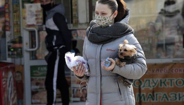 Журналістами року в Укрінформі стали Юлія Байрачна і Геннадій Мінченко