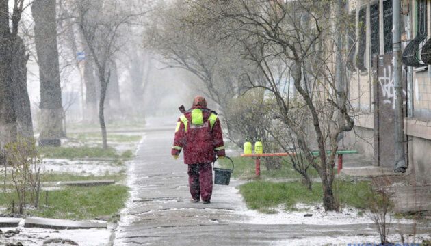 Журналістами року в Укрінформі стали Юлія Байрачна і Геннадій Мінченко